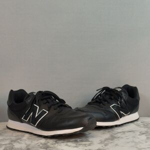 New Balance 500 Women's  Black/White Sneakers, Size 9.5
